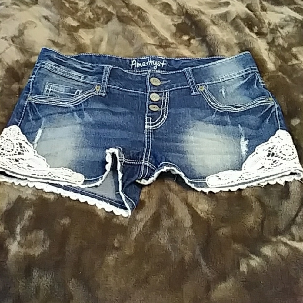 Amethyst shorts